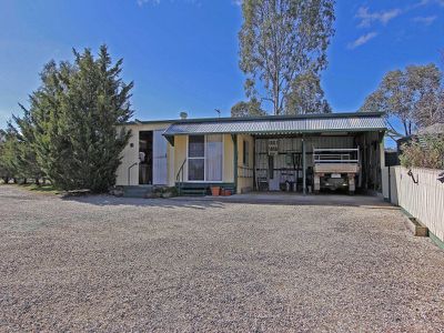 32 Horsburgh Court, Heathcote