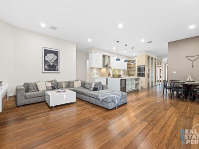 9 Springleaf Avenue, Clyde North