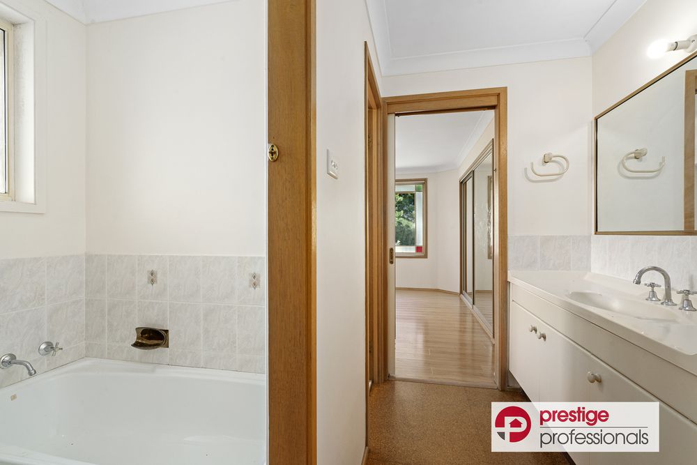 4 Haughton Court, Wattle Grove