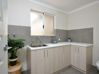 2 / 8 Tali Mews, Karlkurla