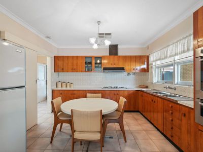 18 Andrea Avenue, Newton