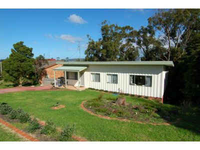 18 Bay Street, Eden