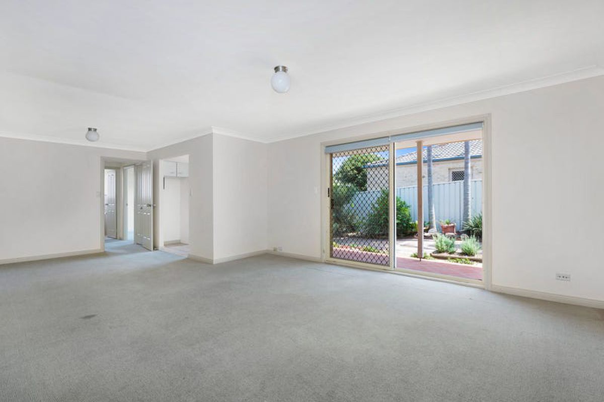 2 / 15 Maas Parade, Forresters Beach