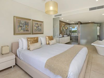 202 / 20 First Avenue, Mooloolaba