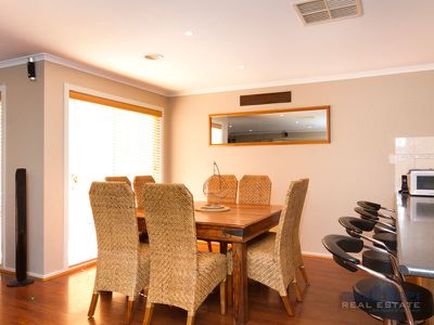 81 Golden Grove Drive, Narre Warren South
