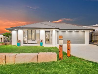 48 Foxwood Circuit, Wakerley