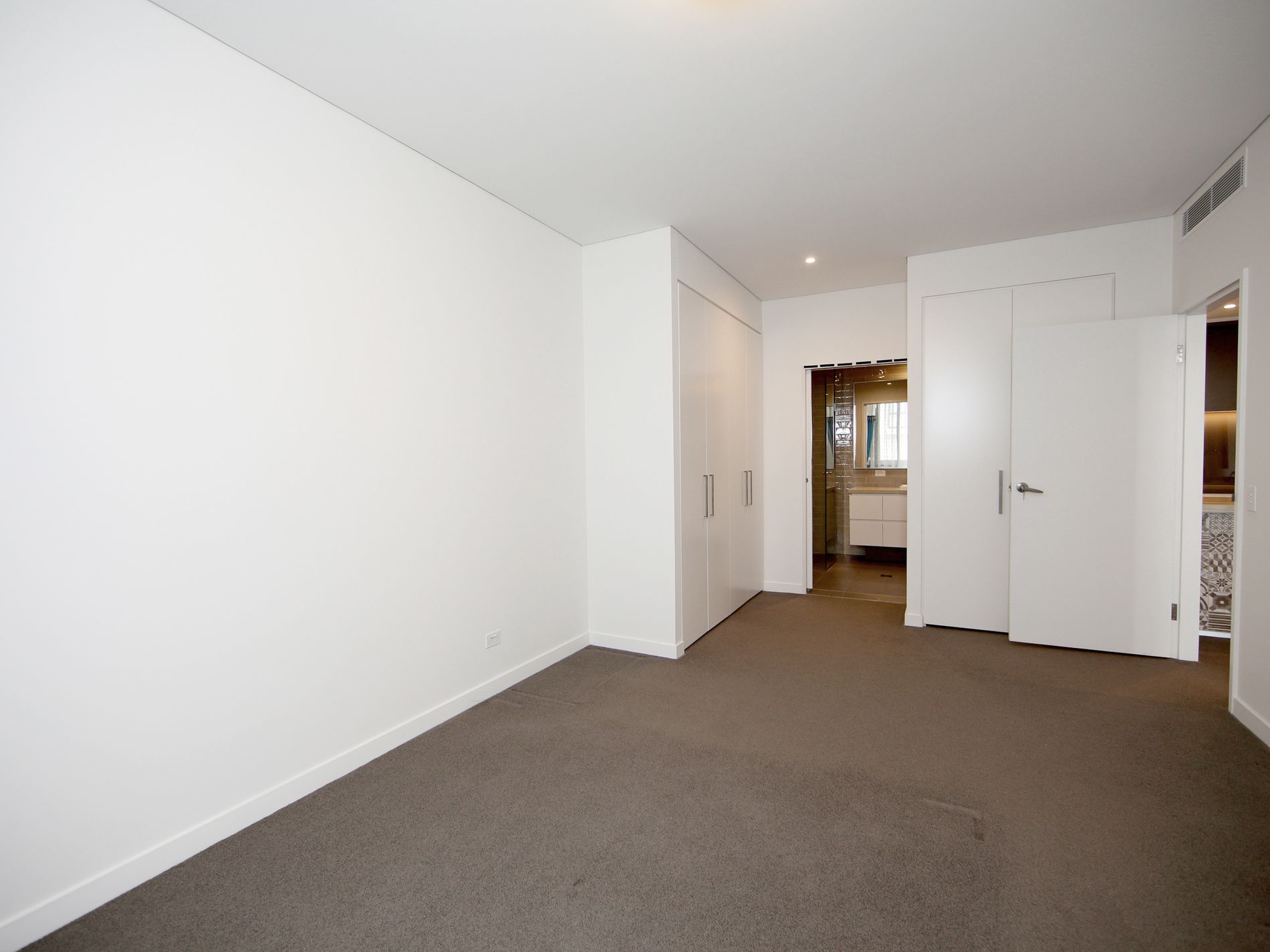 319 / 8 Grattan Close, Forest Lodge