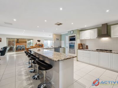 9 Iris Court, Coodanup