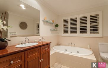 126 Stoney Creek Road, Beaconsfield Upper
