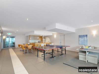17 / 132 Terrace Road, Perth