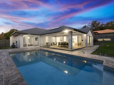 19 Highgrove Circuit, Peregian Springs