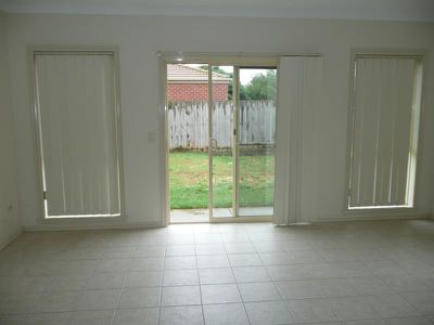 1 / 3 Hayley Street, Hoppers Crossing