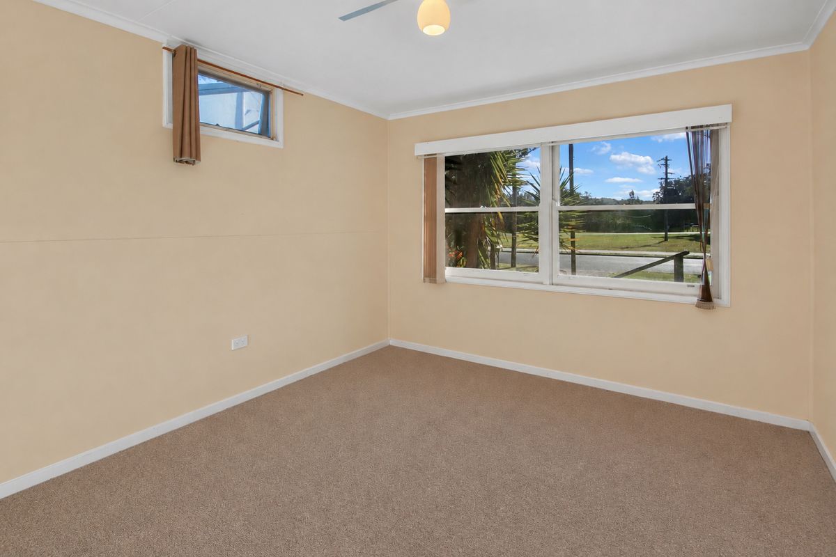 5 Field Street, Narooma