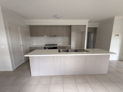 23 Selleck Drive, Point Cook