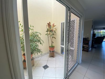 5B Kinross Court, Kawungan
