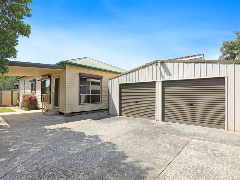 2 Storey Street, Fairy Meadow