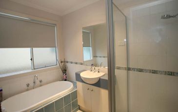 92 Fieldstone Blvd, Beaconsfield