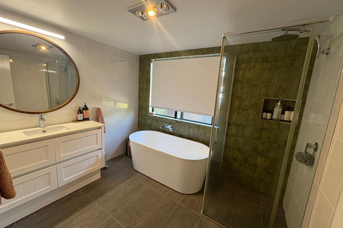 132 Lakes Boulevard, Wooloweyah