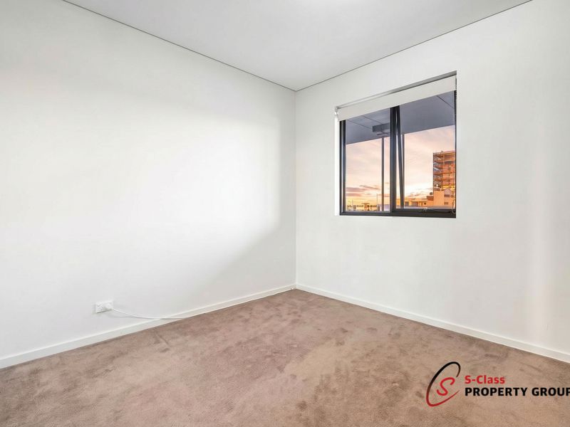 131 / 10 Sleeper Lane, Cockburn Central