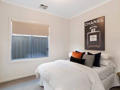 22 Lenma Street , Netley