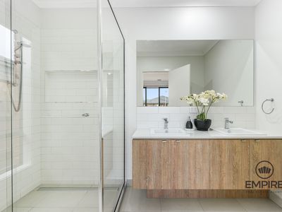 3 Remedy Dr, Clyde