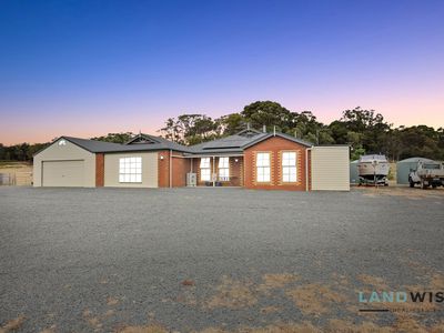 144 Cartons Road, Gordon