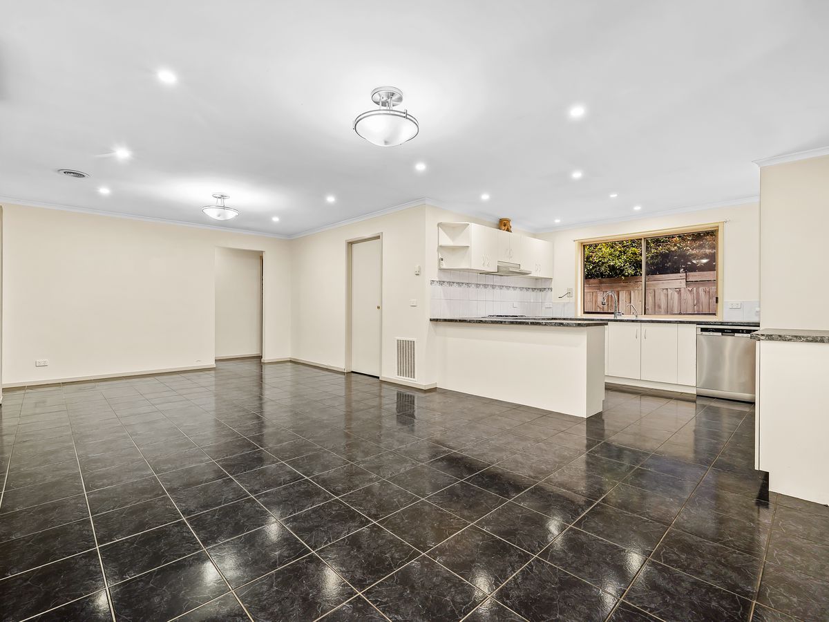 UNDER APPLICATION 14 Yaraan Court, Hampton Park