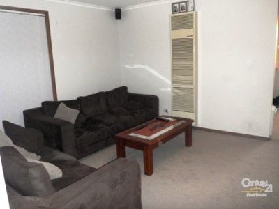 2 / 45 Somerville Road, Hampton Park