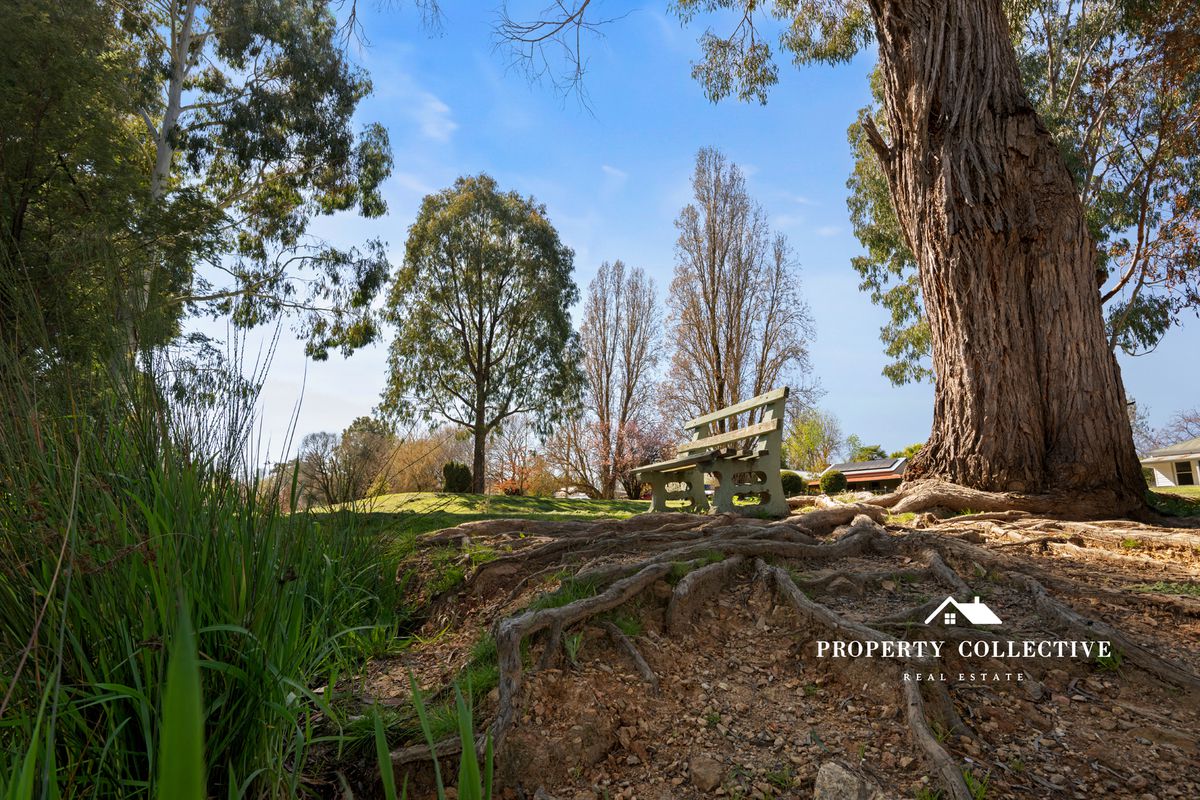 11 Harper Avenue, Beechworth