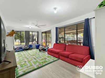 35 Mitchell Street, Geurie