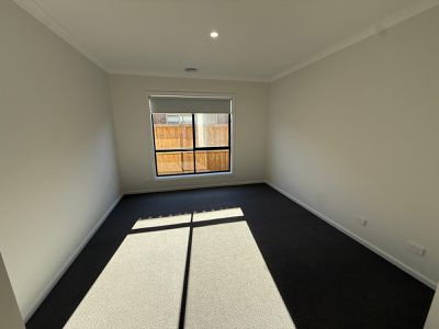 15 Tatum Street, Truganina