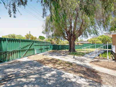 23 Coops Avenue, Thornlie