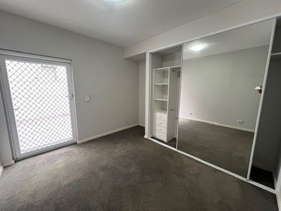 1 / 67 Bathurst Street, Liverpool