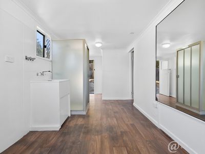9 Ray Street, Lammermoor