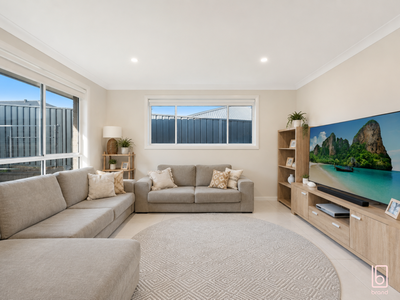24 & 24A Bradman Drive, Woongarrah