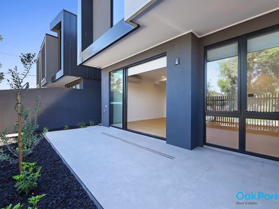 40 Hazel Grove, Pascoe Vale