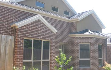 2 / 3 Gamble Avenue, Berwick