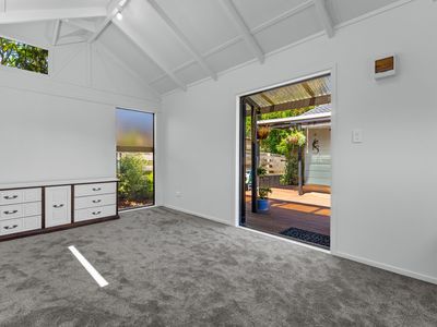 12 Downer Street, Helensville