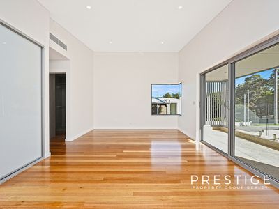 111 Gungah Bay Road, Oatley