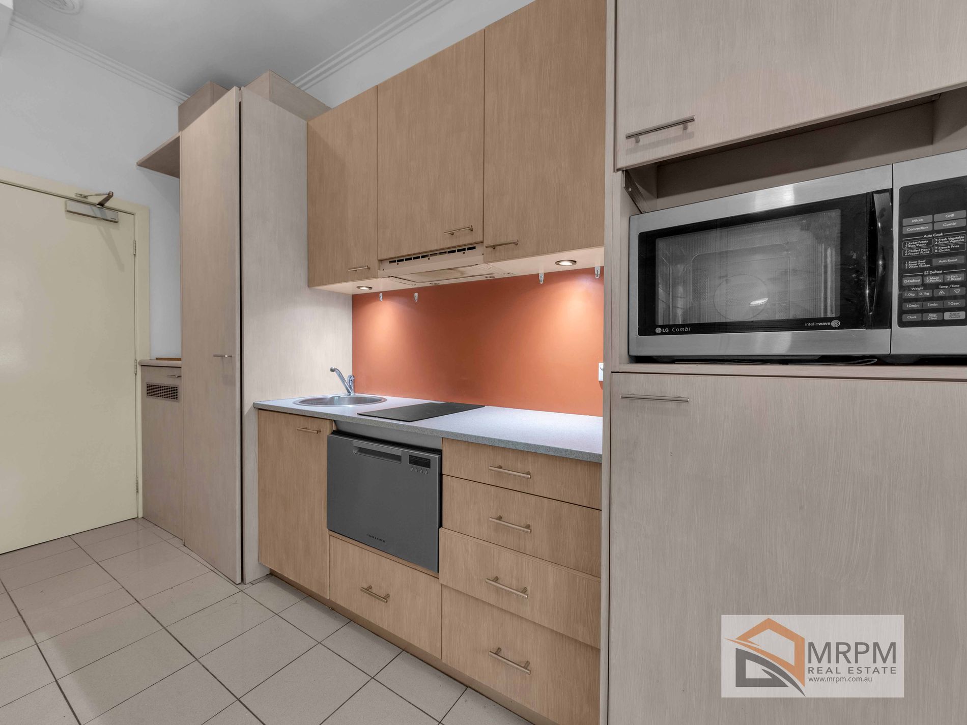 303 / 65 Elizabeth Street, Melbourne