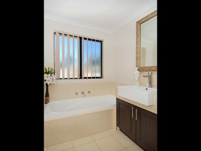 10 Mosconi Circle, Kalgoorlie