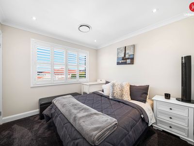 32 Wainewright Avenue, West Hoxton