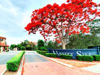 4 University Drive, Robina