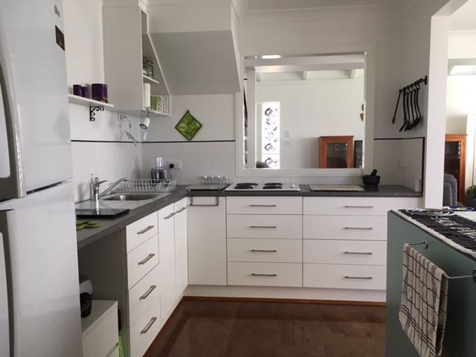 1 / 14 Buchan Street, Mollymook Beach