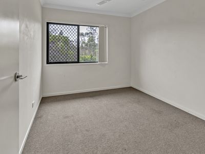 1 / 11-23 Chrome Drive, Pimpama