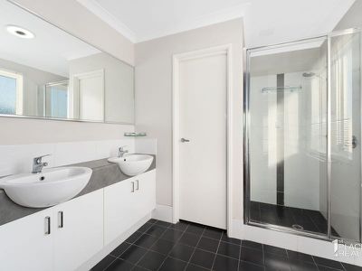 31 Wells Rd, Pinjarra