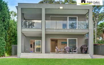 12 Gordon Avenue, Summerland Point