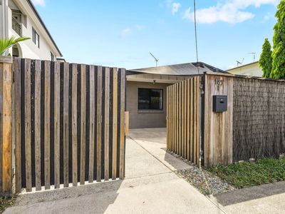 1 / 165 Buchan Street, Bungalow