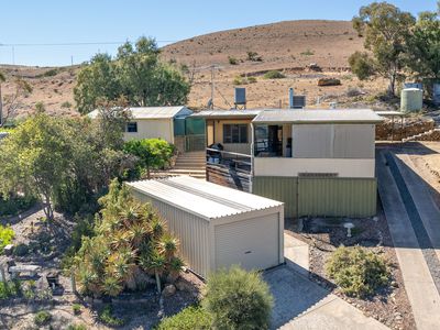 210 East Front Road, Cowirra