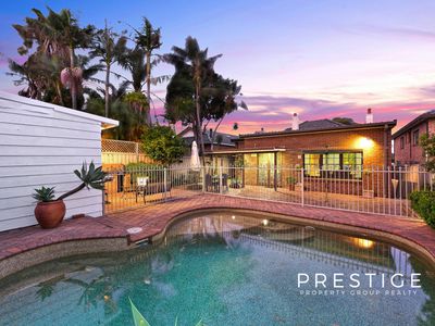 4 Perrys Avenue, Bexley